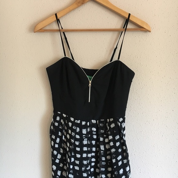 Robe De Cocktail Noire Une Bandoulière Walter By Walter Baker - Taille M, Occasion Très Bon état